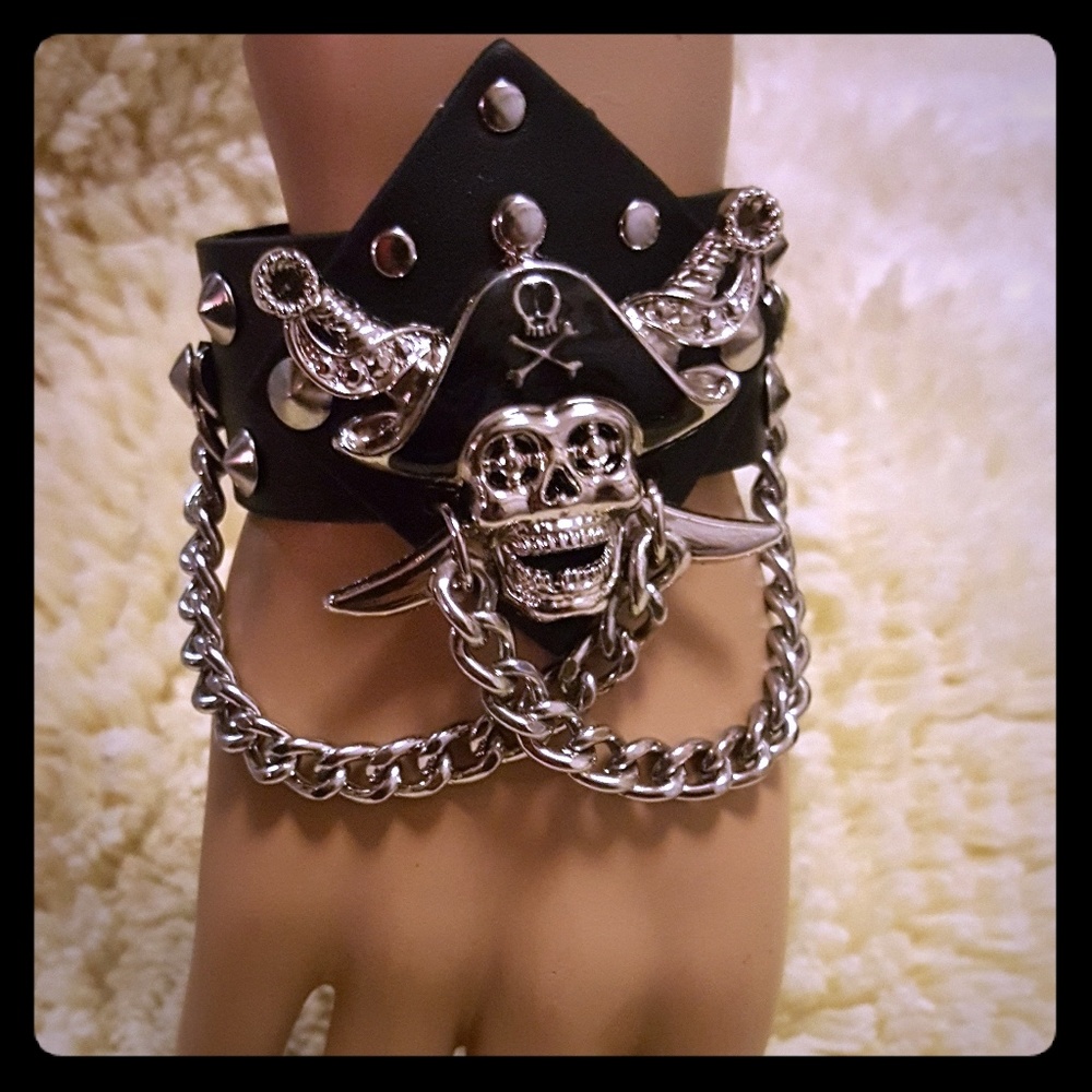 Unisex bracelet